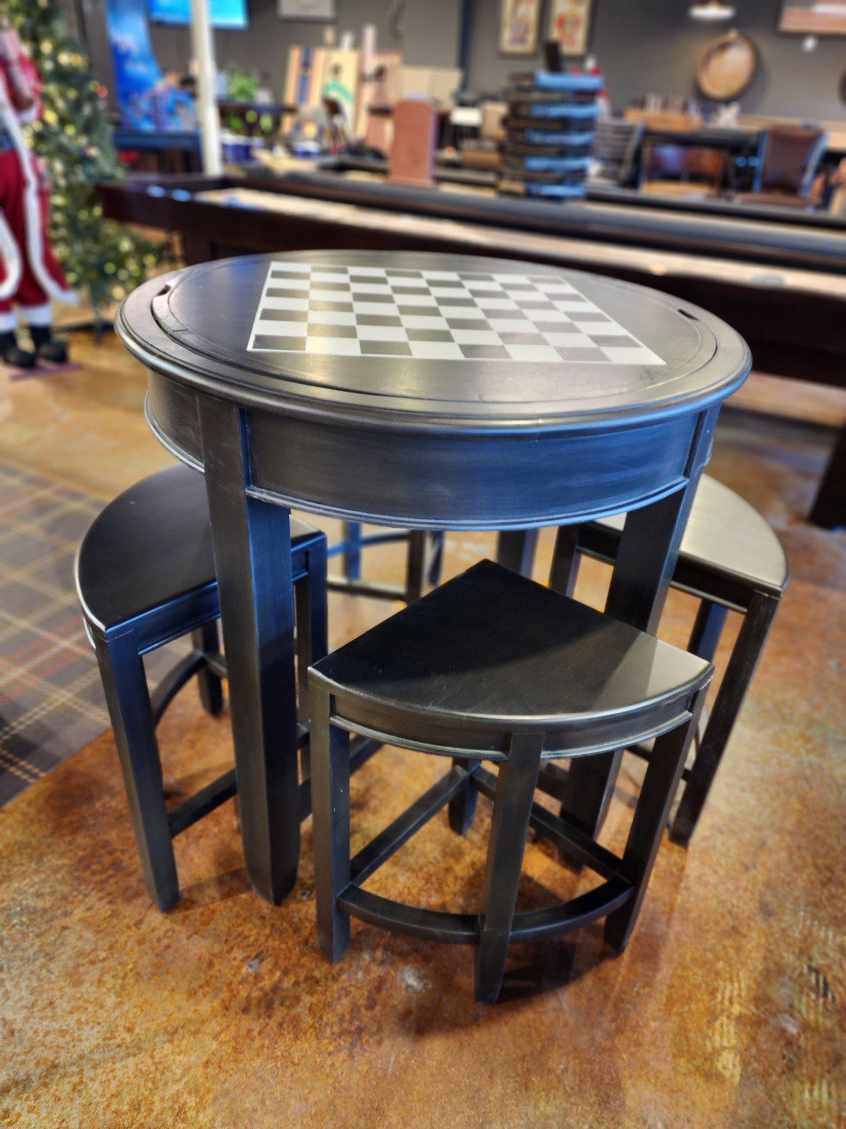 Round chess table with stools new arrivals