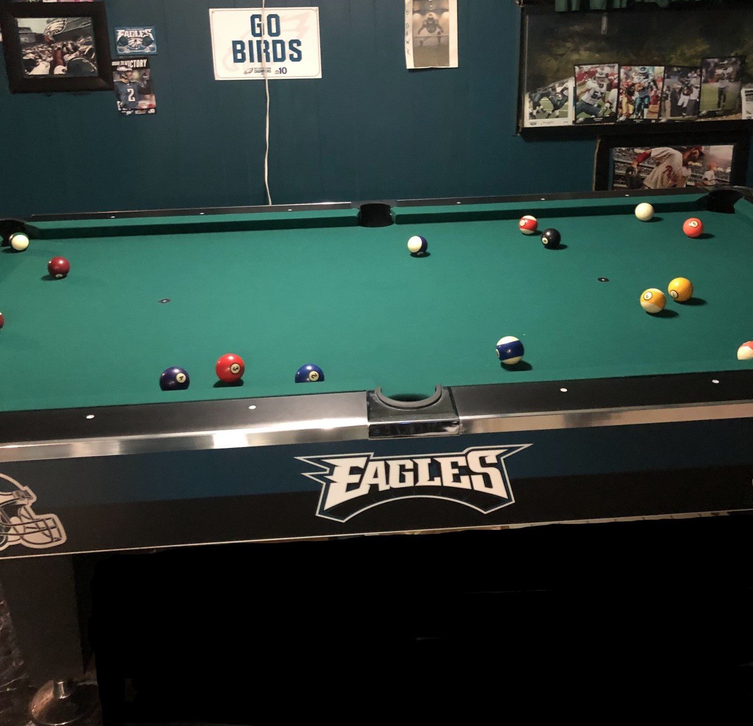 philadelphia eagles billiard balls