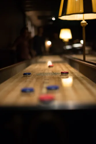 how to level a shuffleboard table