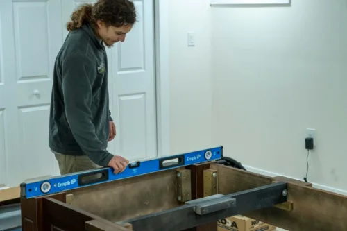 how to level a slate pool table